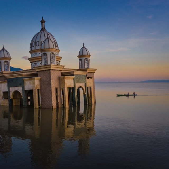 Palu City Tour